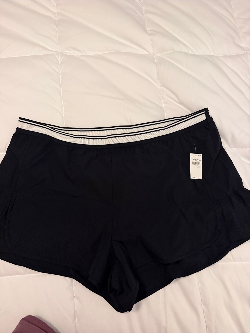 Old Navy Women’s Black Shorts with Striped Elastic Waistband and ruffle NWT XL